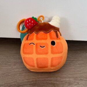 Squishmallow Weaver Waffle Clip 3.5” Food Squad Orange Keychain Plush
